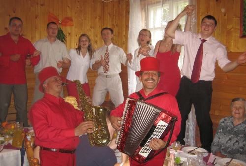 Vestuvių muzikantai Pramoginės muzikos grupė SOSTINĖ 
+370 686 88992