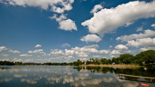 Viešbutis vestuvėms "Salos" - viešbutis; kavinė-baras; klubas; sauna ir baseinas. Tra