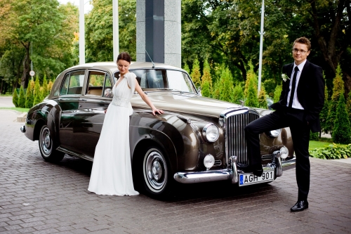 Limuzinų nuoma BENTLEY S1 1957 m. limuzino nuoma