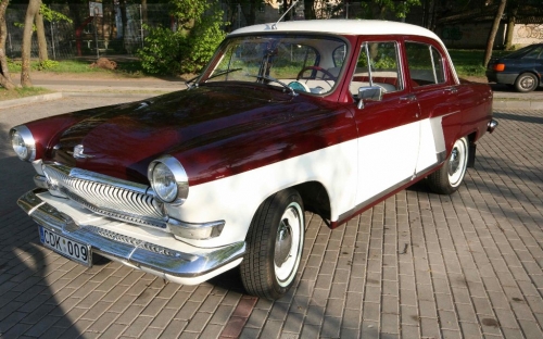 Automobilių nuoma Ekskliuzyvinis VOLGA GAZ 21