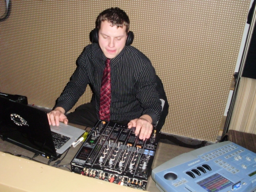 Vestuvių muzikantai Vestuvių DJ'us