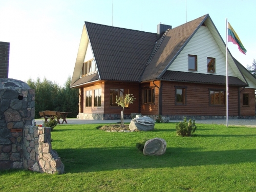 Restoranai, kavinės, barai, salės Pokylių salė iki 70 vietų, Vidų sodyboje. Utenos raj