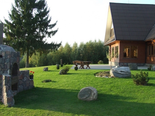 Restoranai, kavinės, barai, salės Pokylių salė iki 70 vietų, Vidų sodyboje. Utenos raj