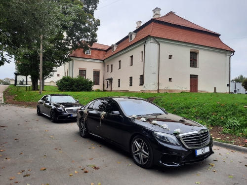 Automobilių nuoma Prabangių Mercedes-Benz automobilių nuoma