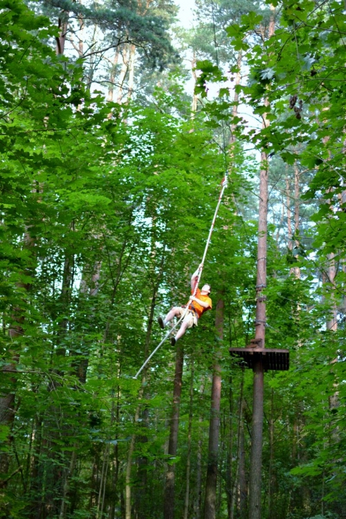 Mergvakarių – bernvakarių šventės vieta  Ektramali pramoga Anykščiuose nuotykių parke