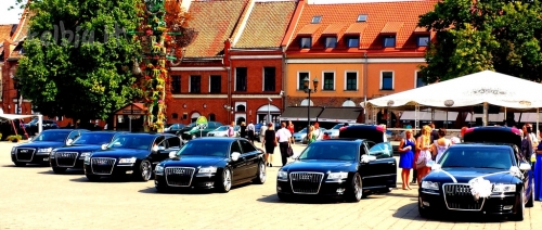 Automobilių nuoma Exclusive Audi A8 LONG 2009 m. BMW F10, PORCHE CAYENNE