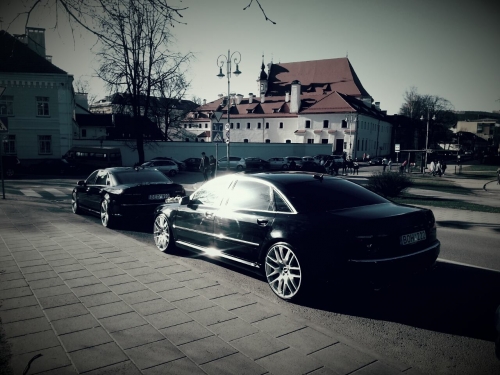 Automobilių nuoma Exclusive Audi A8 LONG 2009 m. BMW F10, PORCHE CAYENNE