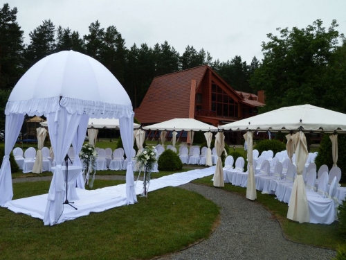 Palapinių nuoma Kupolo nuoma vestuvių ceremonijai