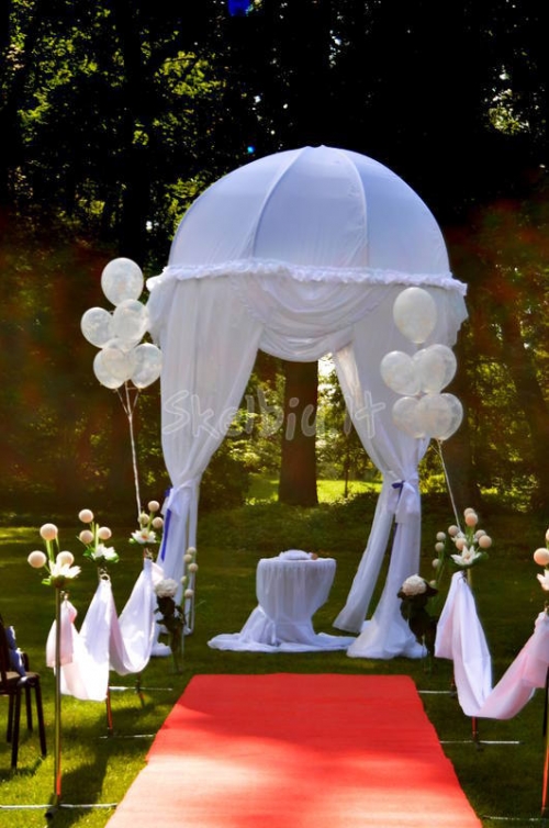 Palapinių nuoma Vestuvių Kupolo nuoma išvažiuojamajai ceremonijai