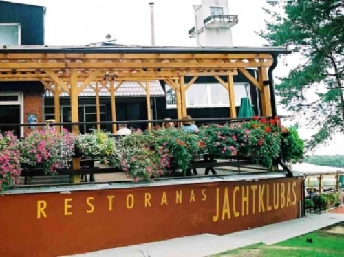 Restoranai, kavinės, barai, salės Restoranas „JachtKlubas“ prie Kauno marių pušyne - romantikams