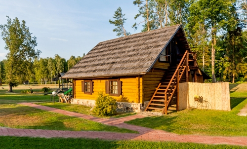 Sodybos, dvarai, vilos Vestuvės V. Čepulienės sodyboje Labanoro parke (iki 80 zm.)