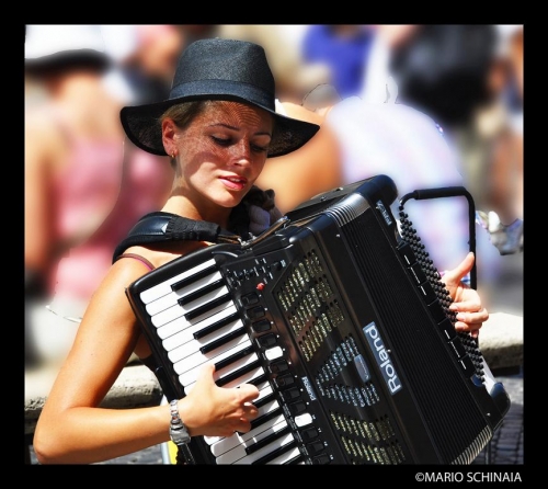 Vestuvių muzikantai Prancūziška akordeono muzika