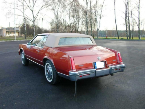 Automobilių nuoma Amerikietiško automobilio Cadillac Elldorado nuoma