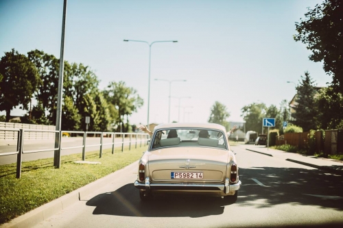 Automobilių nuoma Nuomojamas Rolls Royce Silver Shadow 1975m. 