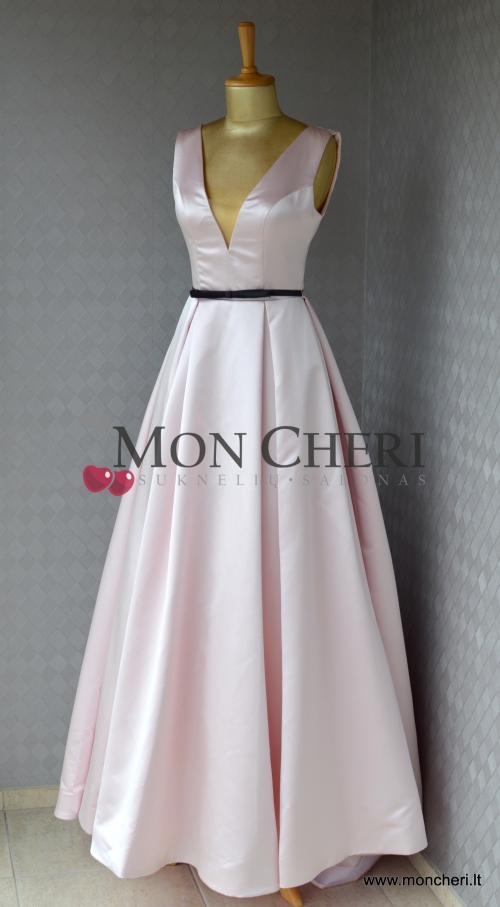 "MON CHERI" salonas