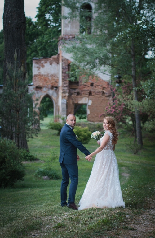 Vestuvių fotografas Vestuvės, krikštynos, asmeninės fotosesijos