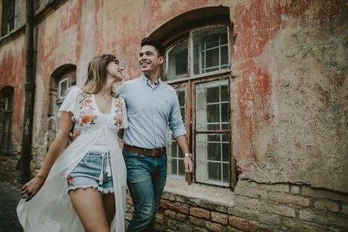 Balti rėmeliai - šiuolaikiška vestuvių fotografija!