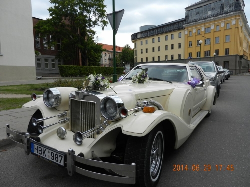 Automobilių nuoma Retro classic automobilio nuoma