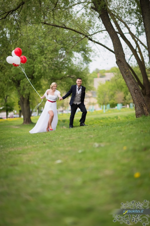 Vestuvių fotografas Vestuvių fotografai - sypsokites.lt