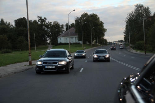 Automobilių nuoma Prabangių Audi A8 automobilių nuoma.