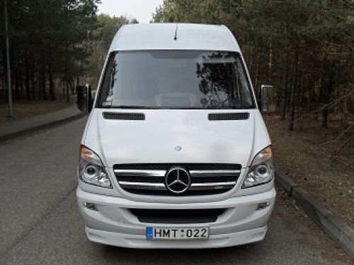 Mikroautobusų, autobusų nuoma UAB ,,AUTOBAS" Mersedes Benz 516 XXXL Sprinter.