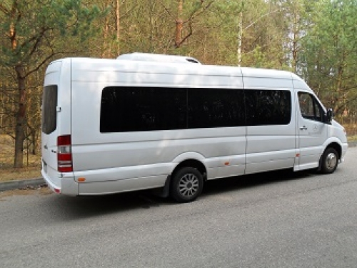 Mikroautobusų, autobusų nuoma UAB ,,AUTOBAS" Mersedes Benz 516 XXXL Sprinter.