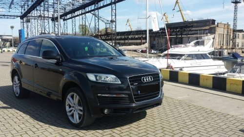 Automobilių nuoma Prabangus Audi Q7 vestuvėms