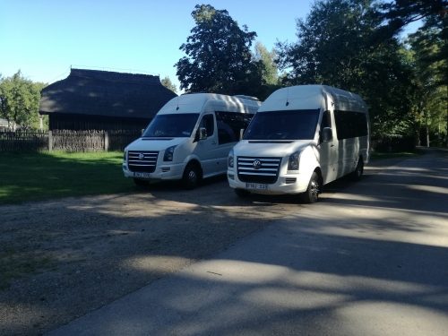 Mikroautobusų, autobusų nuoma UAB "Balti mikroautobusai", 16 ir 21 vietų mikroautobusų nuoma.