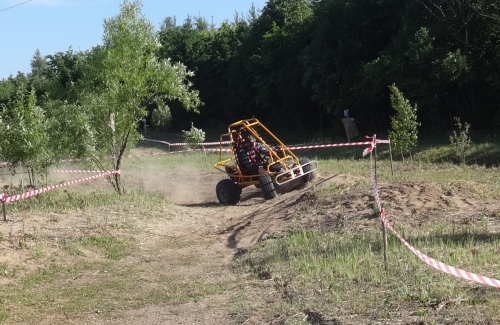 Kito transporto nuoma Bagiai Jūsų šventei