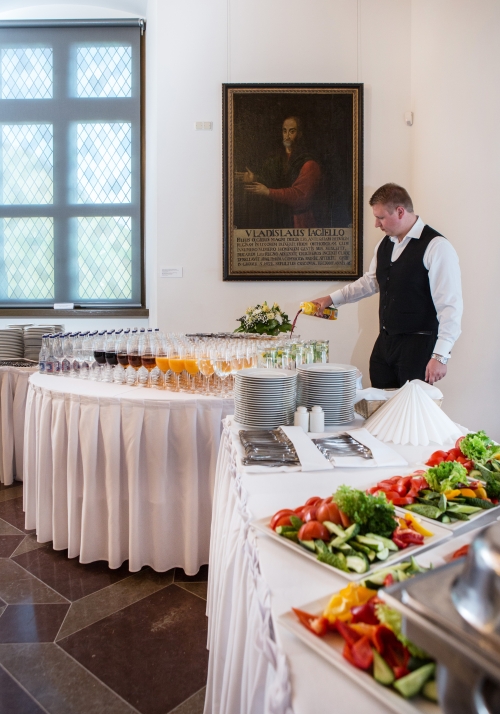 Maistas pobūviams Banketų, vakarėlių, švenčių, įmonių maitinimo paslaugos