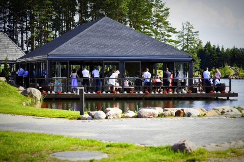 Restoranai, kavinės, barai, salės "Dubingių Žirgynas'' tai išskirtinė vieta Jūsų šventei.