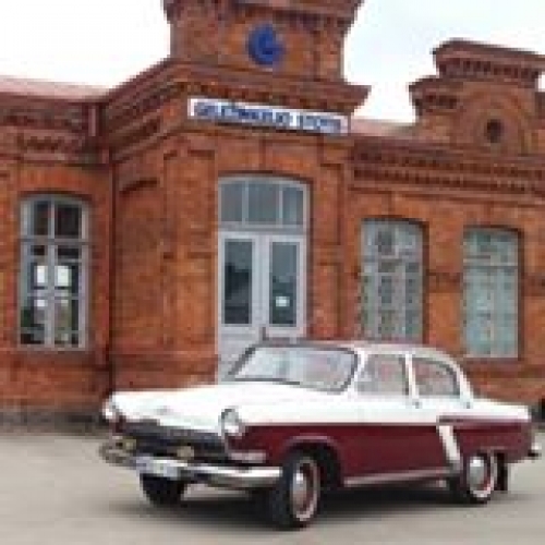 Automobilių nuoma 	
Senovinio automobilio Gaz 21 Volga nuoma