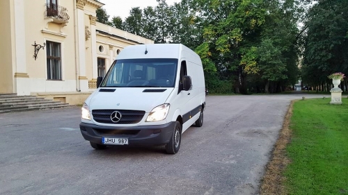 Mikroautobusų, autobusų nuoma Keleivinio mikroautobuso MB Sprinter 2011m nuoma 8+1 tinka B kat.