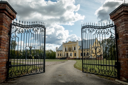 Daukšiagirės dvaras - autentiška sodyba vestuvėms