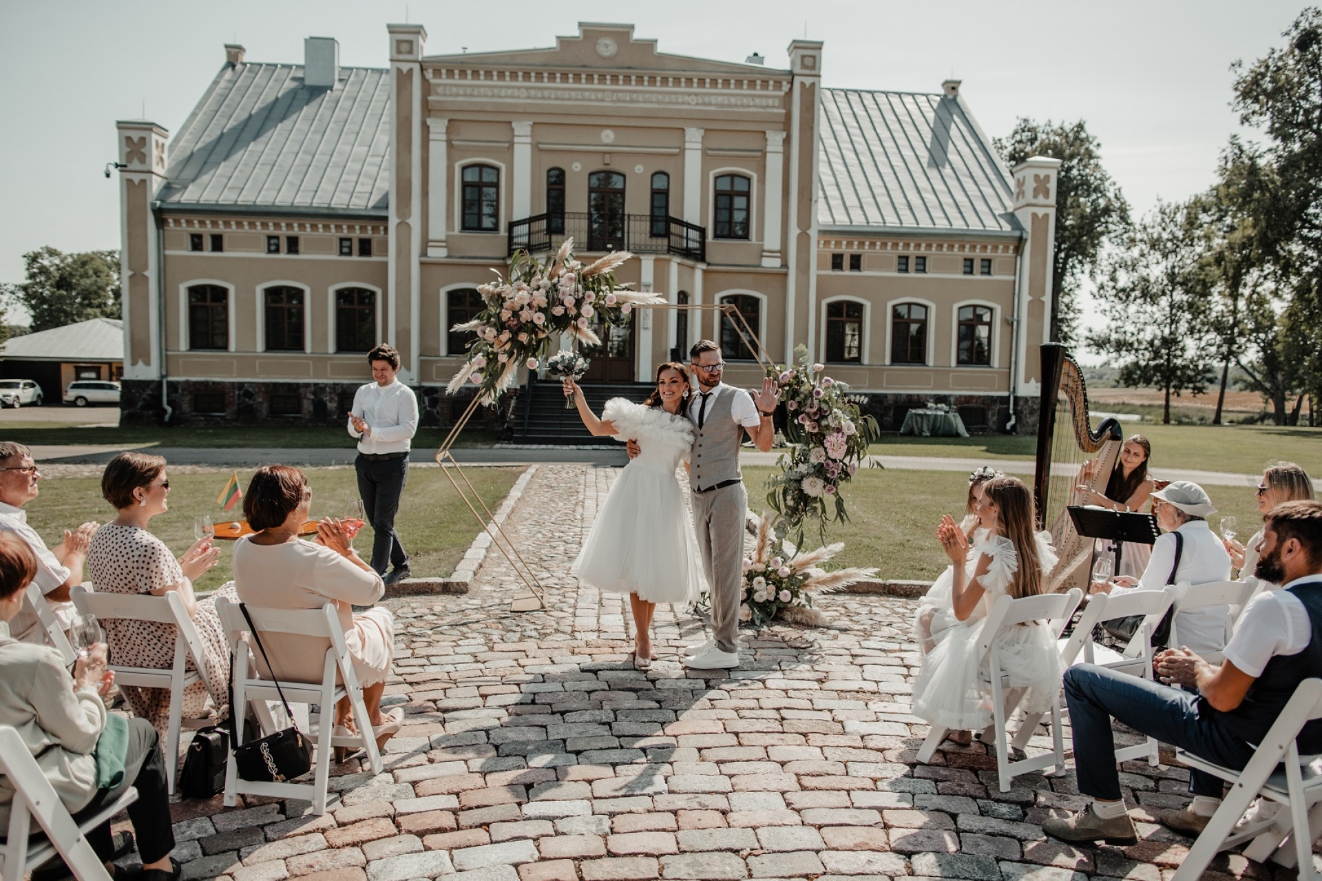 Sodybos, dvarai, vilos Daukšiagirės dvaras - autentiška sodyba vestuvėms