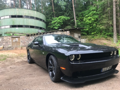 Automobilių nuoma Dodge Challenger nuoma